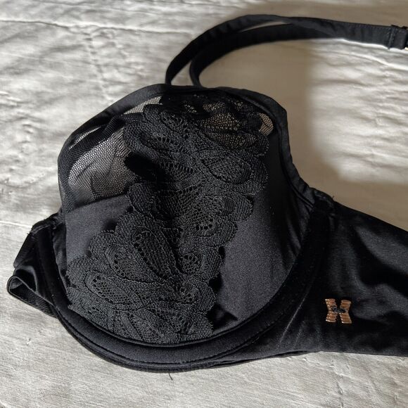 Savage X Fenty Bra 34C Black Floral Lace Overlay Underwire Logo Lingerie NEW - Picture 5 of 11